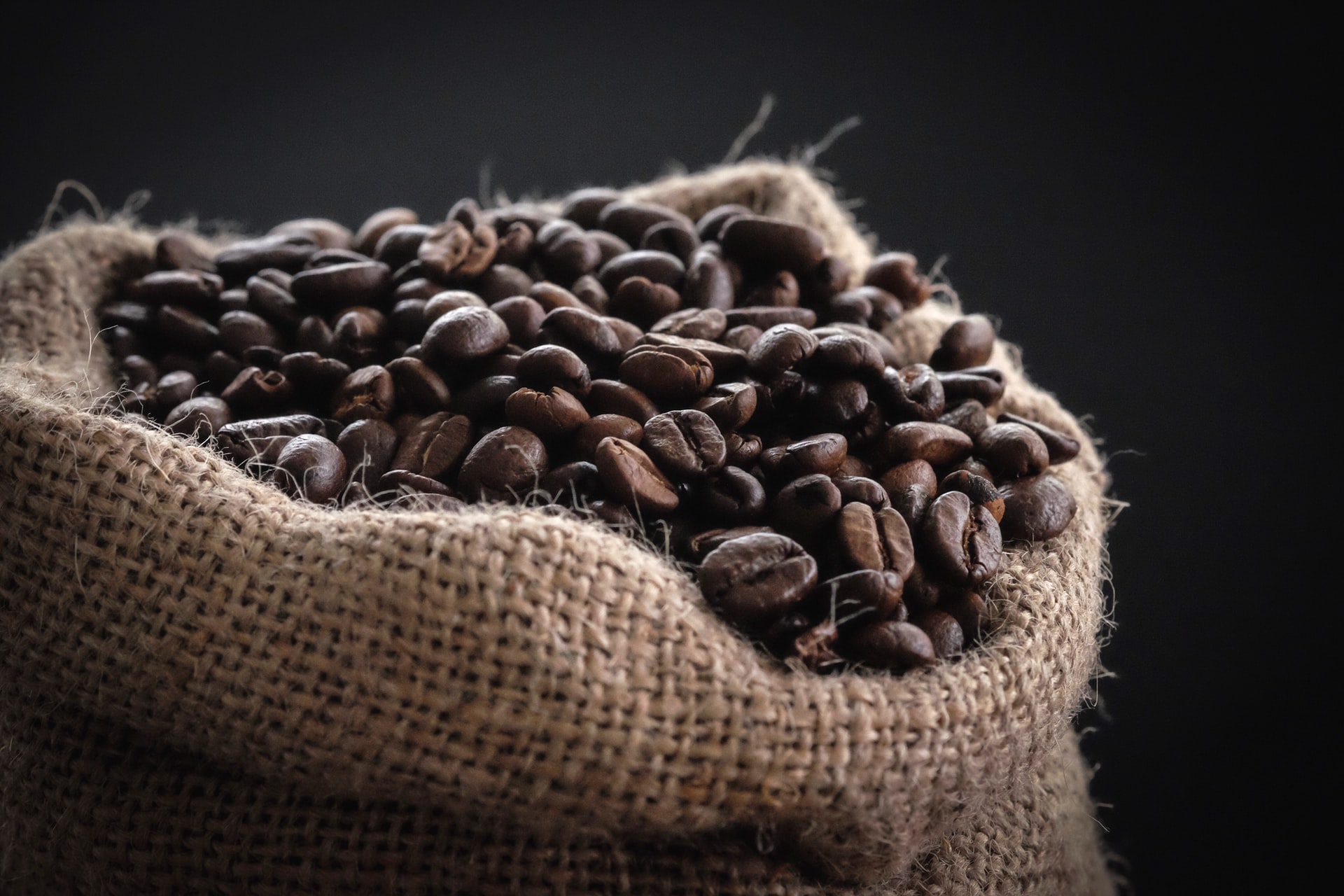 Kawa ziarnista – co warto o niej wiedzieć?