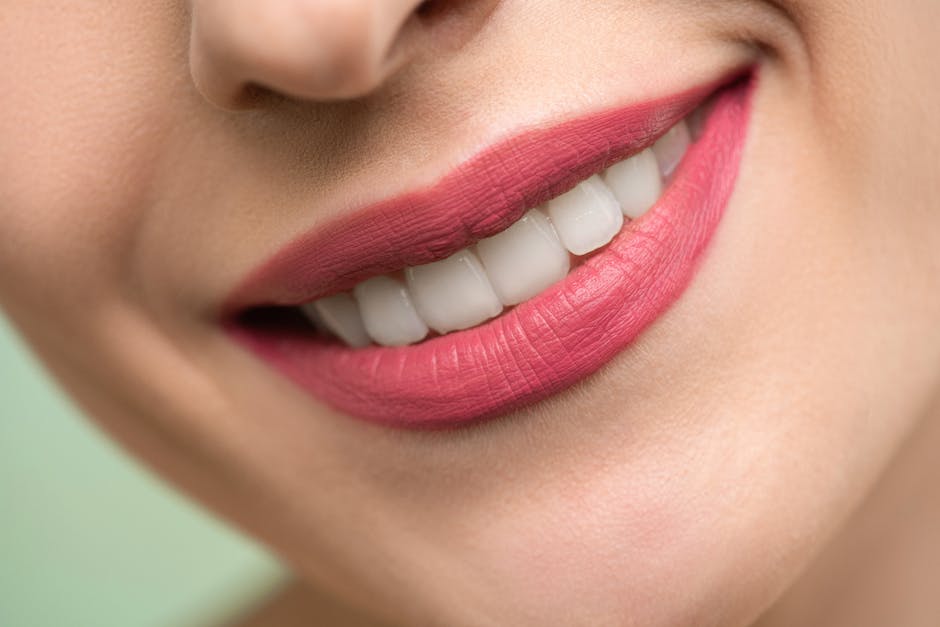 Uśmiech na lata: Jak dbać o zęby?