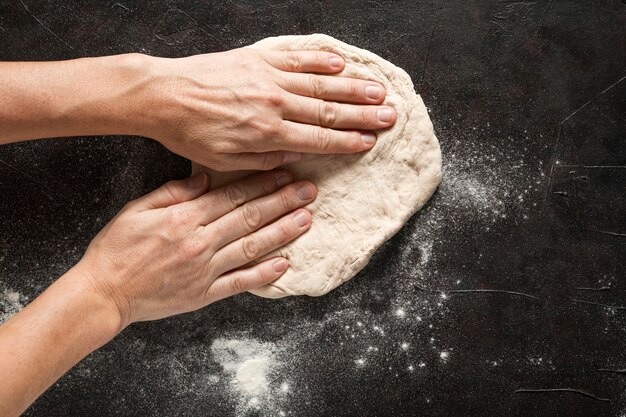 Czy znasz tajemnicę przygotowania idealnej domowej pizzy?